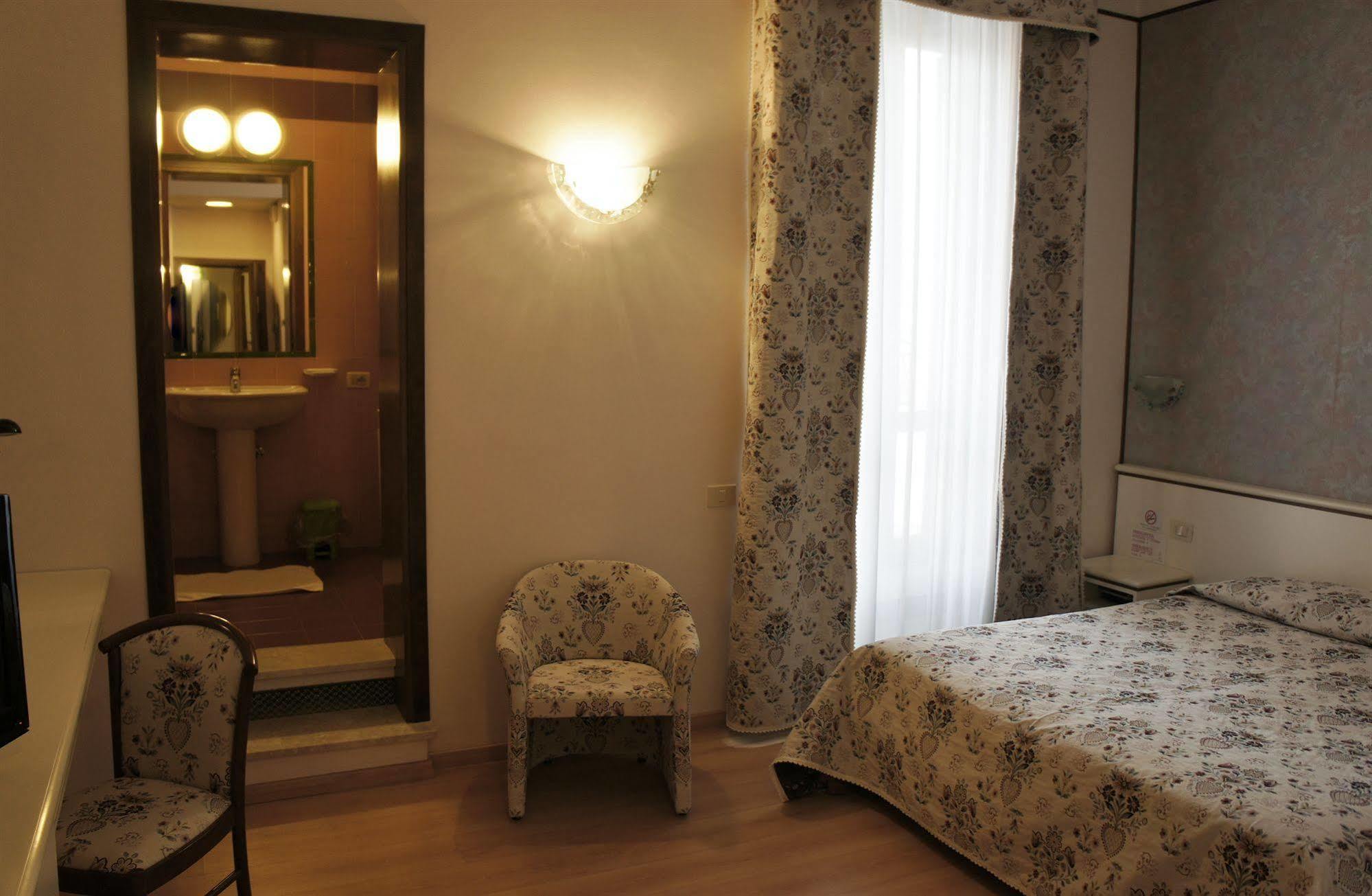 Park Hotel Le Magnolie Badia Polesine Exterior foto